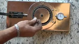 Radial Play Gauge