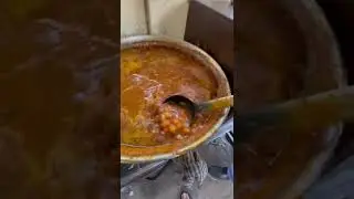 Chhole Samosa #samosa #chhole #streetfood #youtubeshorts #foodlover #youtubeindia