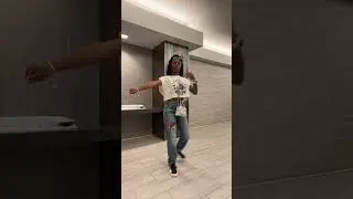 Dance moves in a modern setting#dancevideo #coolmoves #dance #style