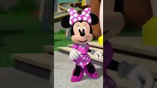 Minnie Balloon Zoom from me & Mickey VLOG (credits to: @disneyjr)