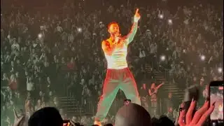 Maroon 5 &bull; This Love (live) &bull; CFG Bank Arena Baltimore MD 11/16/2025
