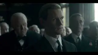 The Crown - Queen Elizabeth's decide to use the Buckingham Palace as their primary residence