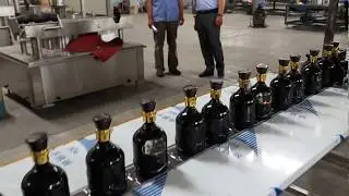 Automatic glass bottle filling machine assembly line for whisky, vodka, liquor