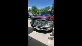 2000 Ford Excursion V10 for Sale