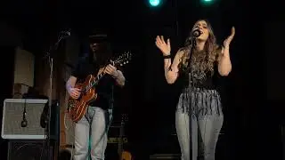 Katy Hurt - Face To Face @ West Kirby Arts Center - 01-04-2022-4k