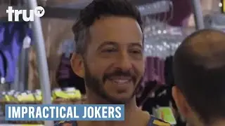 Impractical Jokers - Zoom In On The Butt