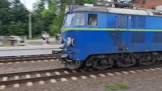 Pociąg towarowy z wagonami samowyładowczymi | ET22-922 PKP Cargo