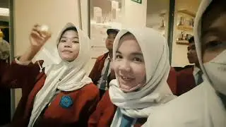 VLOG OUTINGCLASS (Kunjungan Industri PT. Victoria Care Indonesia Tbk) Kelompok 06 XI-E 🎬💡