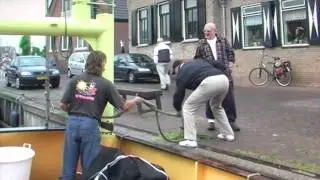 Glasaaltjes uitzetten in het randmeer.