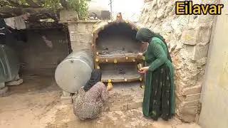 Artistic Expression: Nomadic Women Transforming Homes
