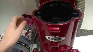 Shark vacuum's dirty little secret. Shark's no loss of suction claim!