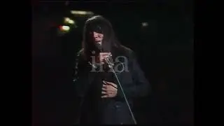 Catherine Ribeiro 'L'Homme à la Moto' (Edith Piaf) télévision française, 1977