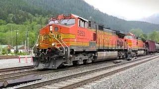 BNSF 5253 Pulls Empty Oil Cans Through Skykomish, WA 4K