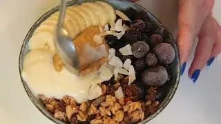 Oatmeal toppings vegan