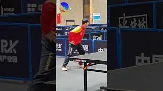How Ma Long is warming up