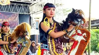 Jaran kepang putri Trenggono Wulan live Krengseng 