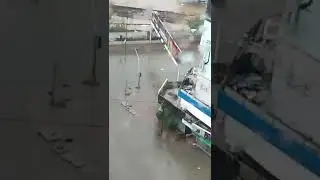 ii Chundrigar Road Rain