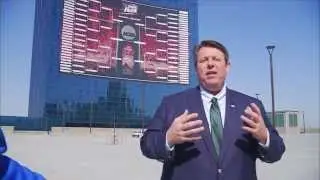 Steve Buttleman plays UK fight song on Blue Grass/Final Four Saturday