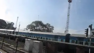 Train announcement at DAUND JUNCTION railway station. 12780 Goa Express arrival.