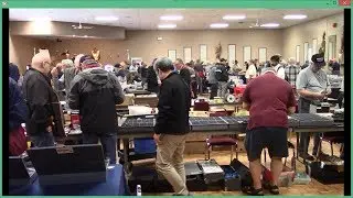 ham radio flea market at Cambridge Ontario, electronic parts vacuum tubes 캐나다 햄 정크시장