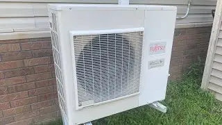 2020 Fujitsu Halcyon ductless minisplit 3 ton heat pump running in COOL mode on a very hot evening!