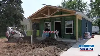 Iowa 2x4&rsquo;s for Hope begins third tiny home construction in Fort Madison