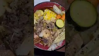 Grocery Gang... We south of the border hombre.... #eazymainLIVE #awesomeEATS #eatHARD
