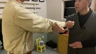 Taichi Chuan & Xingyi Quan &mdash; Tui shou et main collante