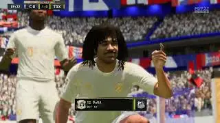 Missile pr&eacute;dator par&eacute; au lancement Ruud Gullit