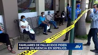 Decenas de féretros esperan su turno en los cementerios de Guayaquil