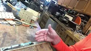 Simple linear pneumatic activator