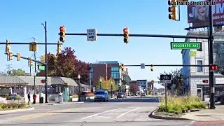 Traffic Lights & Flashing Pedestrian Signals | Woodward & 9 Mile Rd
