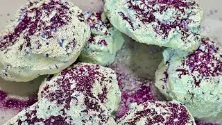 Blobs - Gym Chalk Crush - asmr 