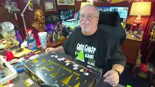Marvin's Magic set from Costco - Unboxing and First Look