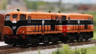 Irish Model Railway - Dianghlas&aacute;il - Baby GMs on Guinness Kegs