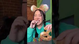 Ordering Disneyland worker&rsquo;s favorite foods