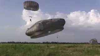 Mass Tactical Parachute Jump 16-07