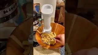 This pasta tool is linked in my bio&hellip; pasta lovers, you will want to add this to your toolkit! #past