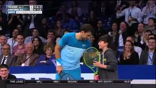 Young Fan Beats Roger Federer On Overhead Lob At MSG Exhibition