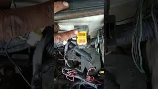 battery ka pahla main fuse second fuse all light#automobile #car#vairalvideo