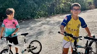ESKİ BİSİKLETLERİMİZLE TOP SAHASINA GİDİYORUZ !! MAÇ YAPIYORUZ