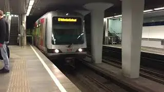Metro lijn D komt aan op station Leuvehaven
