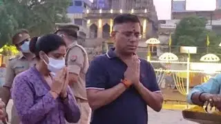 Varanasi : पुलिस कमिश्नर A Satish Ganesh अस्सी घाट पर परिवार संग Ganga Aarati में हुए सम्मिलित | UP