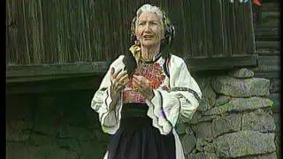 Ana Pop Corondan  - M-am suit in dealul Clujului