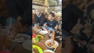 makan bareng semua team produksi dalam menyambut Ramadhan 2023  #israfood #keukeuhsemangat