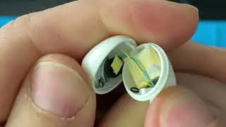 What is inside a &euro;10 AirPods Pro Clone