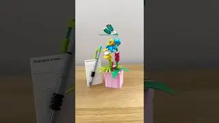 Lego Typewriter: Flower Pot, Pen & Notebook 31169 | Creator 3 in 1