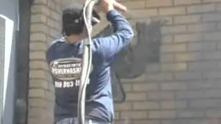 The Farrow System - Removal of Graffiti