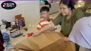 Fuji Buka Kado Ultah Gala dari Mayang dan Dody, Begini Reaksinya!