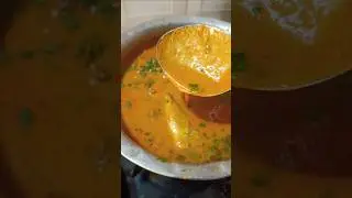 बांगड्याची झणझणीत घरगुती करी 😋 | Bangada Curry Recipe | #Shorts#viral #viralvideo #cooking #marathi